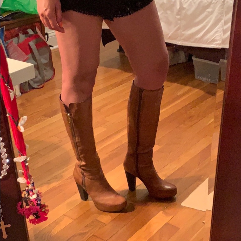 Cognac leather boots